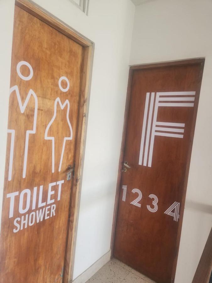 Pacha Hostel Backpack Сальта Екстер'єр фото